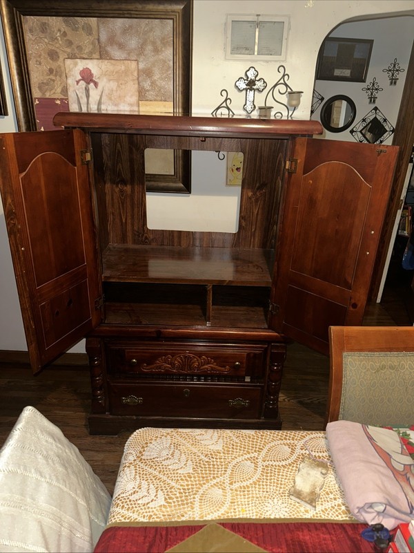 Queen Anne Cherry Oak Tv Amor gallery