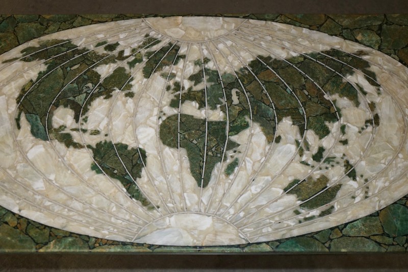 MID CENTURY MODERN 1950'S ITALIAN MARBLE & ONYX WORLD MAP COFFEE COCKTAIL TABLE gallery