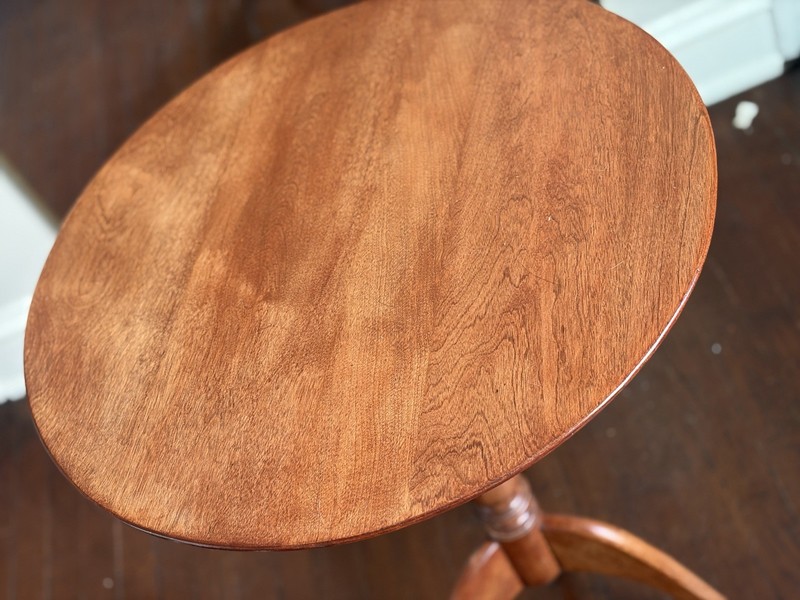 Antique Colonial-style cherry wood side table with original hardware & glass top gallery