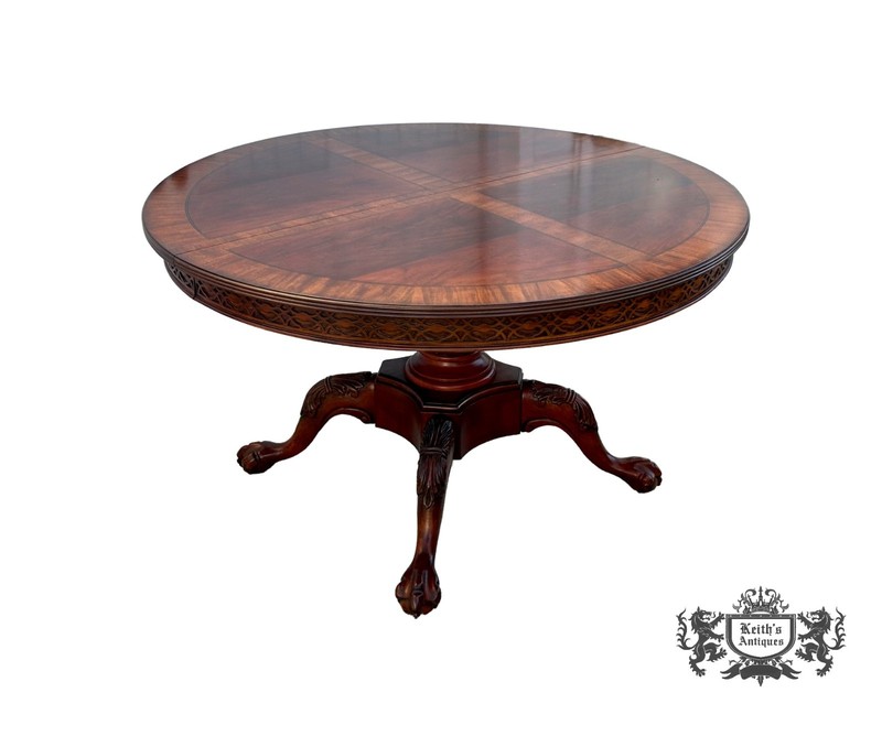 VTG. Carved Banded Inlaid Mahogany Regency Style Round Dining Table