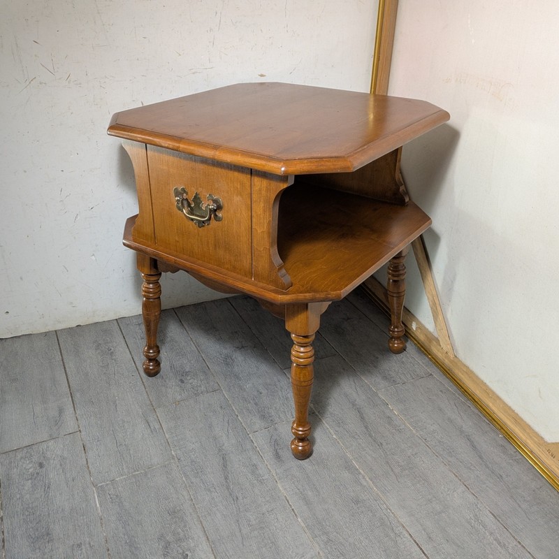 Vintage Heywood Wakefield Solid Maple Wood Colonial 2-Tier Side Table MCM B29
