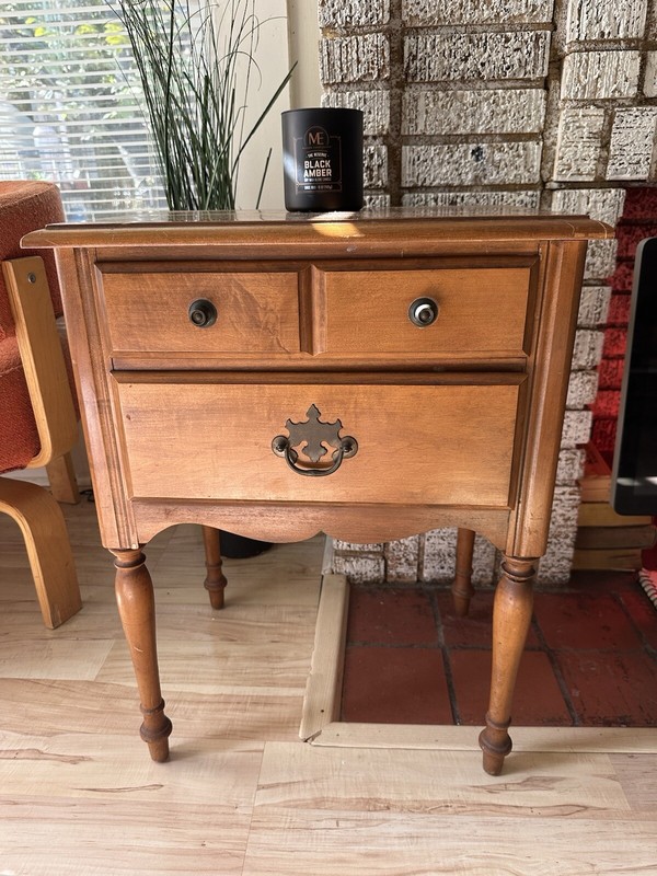 Beautiful Rare Vintage End Table with Two Drawers by Sumter Cabinet Co. Wood gallery