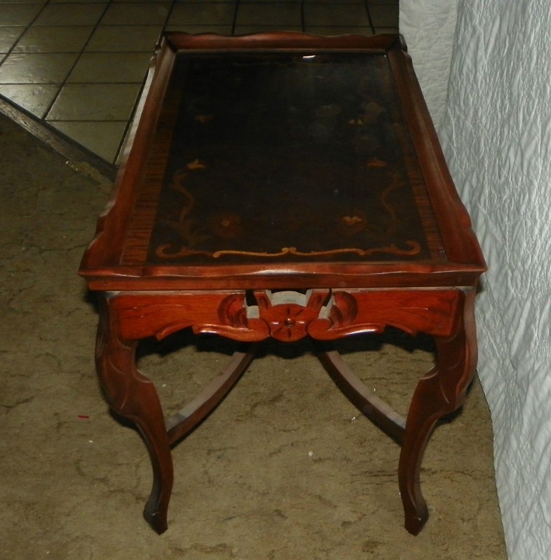 Mahogany Carved Inlaid Coffee Table with Glass Serving Tray (CT-203) gallery