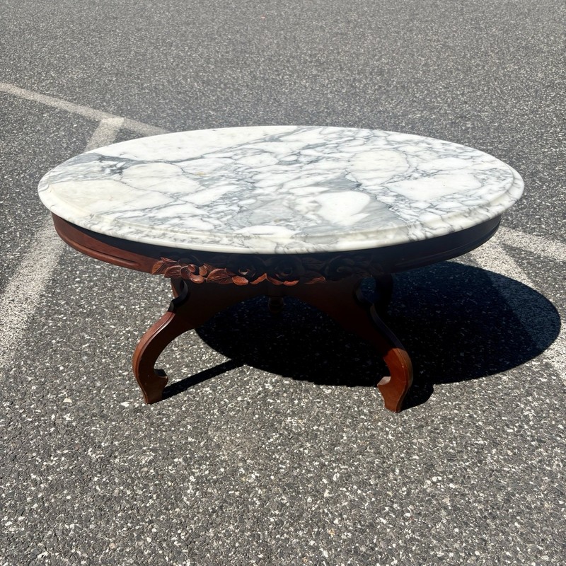 Italian Marble Mahogany Victorian Renaissance Carved Oval Coffee Table