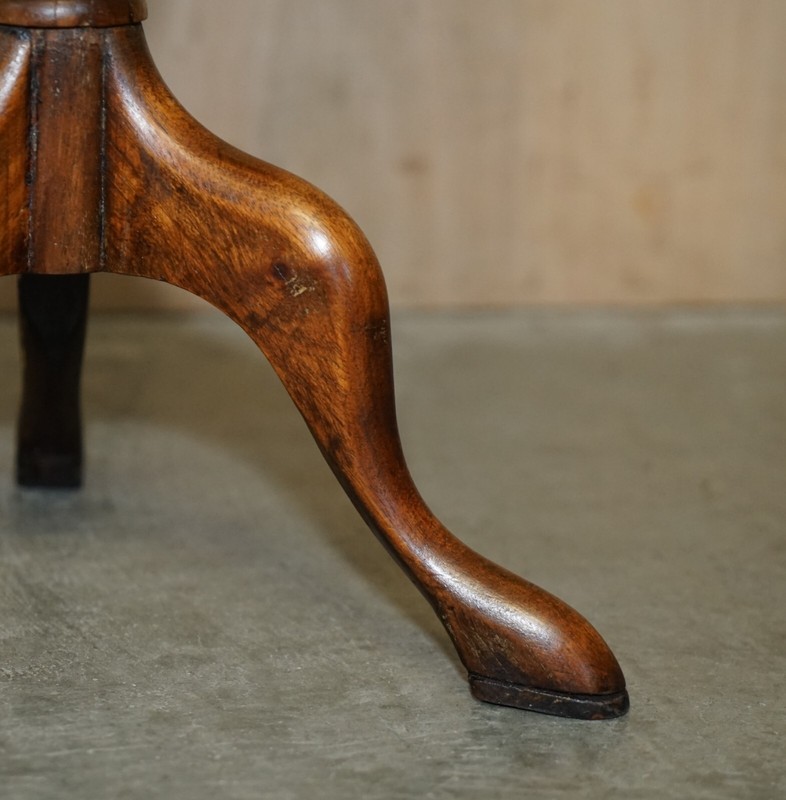 DECORATIVE NICELY TURNED MAHOGANY TRIPOD LAMP SIDE END WINE OCCASIONAL TABLE gallery