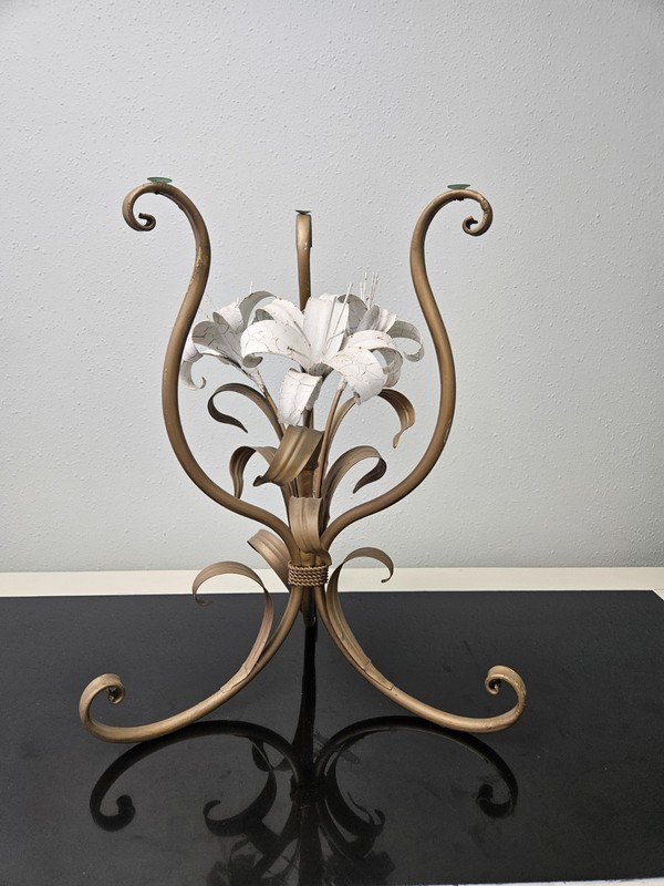 MCM Hollywood Regency Italian Gold Tole White Lilies Glass Top Cocktail Table gallery