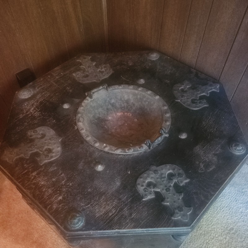 Spanish Revival Brazier Coffee Table from Artes de Mexico Internacionales