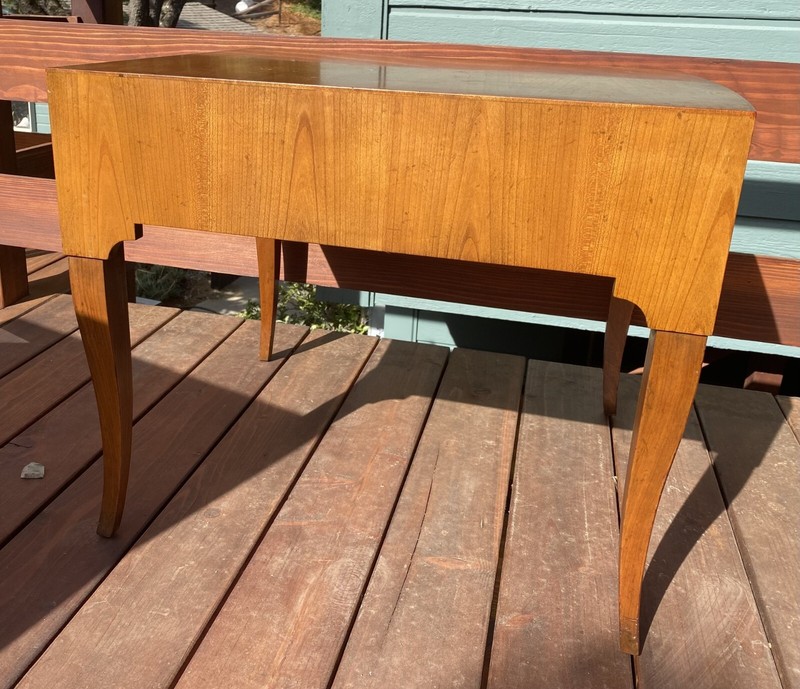 Baker Mid Century Regency Style Side Table Free Local Pickup in Los Angeles Area gallery