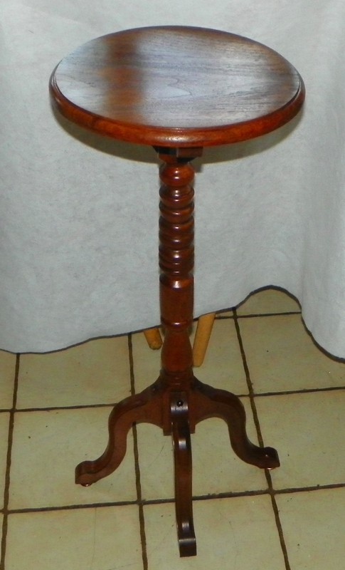 Solid Walnut Plant Stand (PS58)
