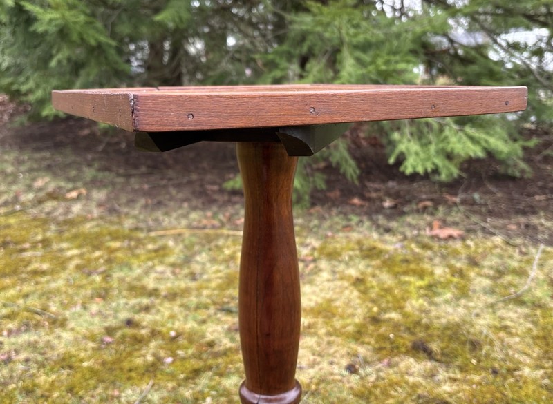 18th-19th Century Tilt Top Walnut? Wood Pedestal Candle Plant Stand Table gallery