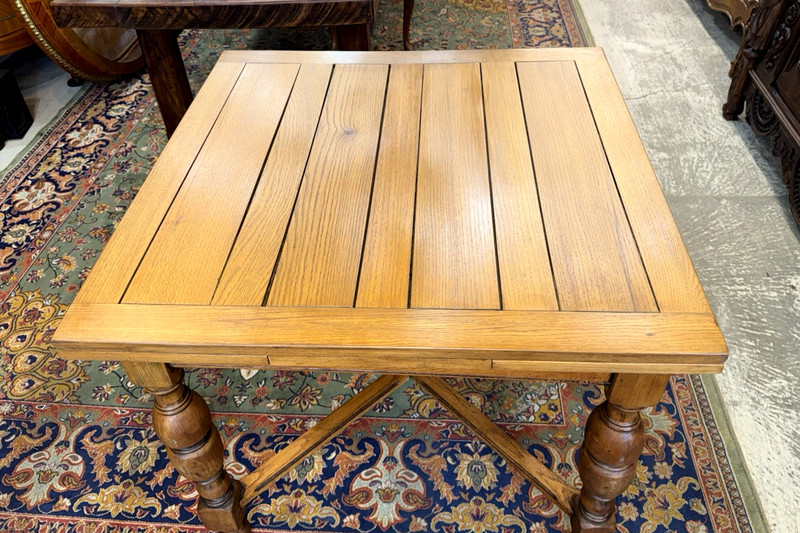 English Antique Oak Draw Leaf Table / Kitchen Table gallery