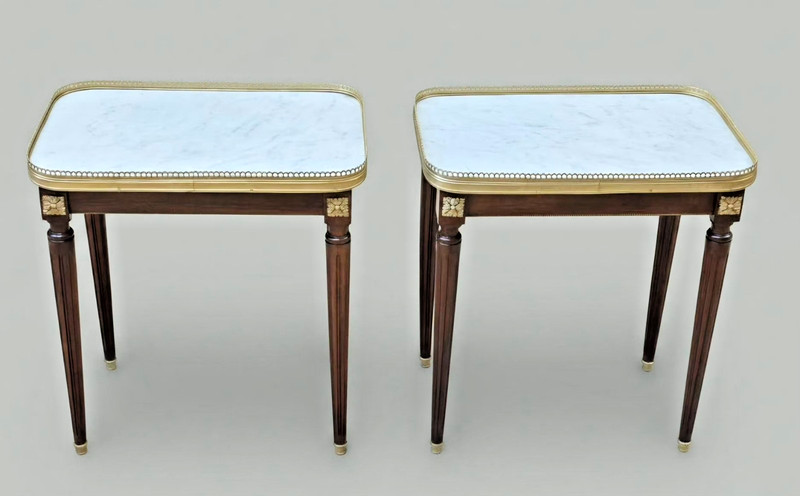Pair of Antique French Louis XVI Style Marble-Top Side, Lamp Tables, early 20C