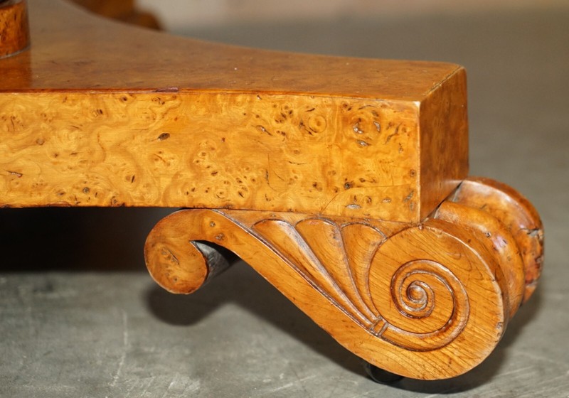 EXQUISITE IMPORTANT BURR WALNUT TILT TOP DINING OCCASIONAL TABLE STUNNING BASE gallery