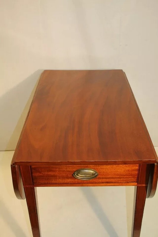 Gorgeous English Sheraton Inlaid Solid Mahogany Pembroke Table, Late 18th C. gallery