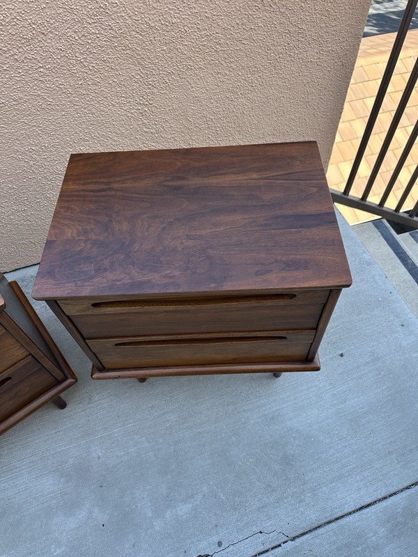 Mid Century Modern 2-Drawer Walnut Night/End Tables by American of Martinsville gallery