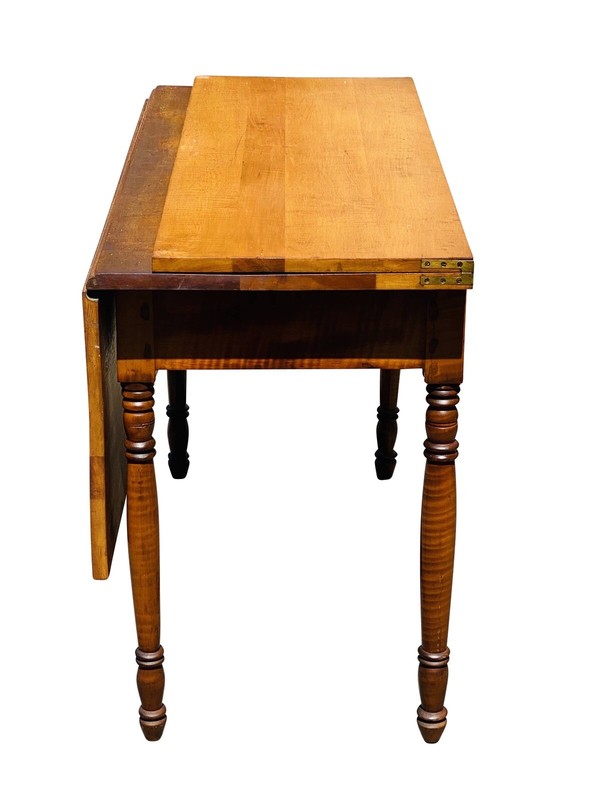 ANTIQUE COUNTRY PRIMITIVE TIGER MAPLE SHERATON DROP LEAF BAKERS TABLE gallery