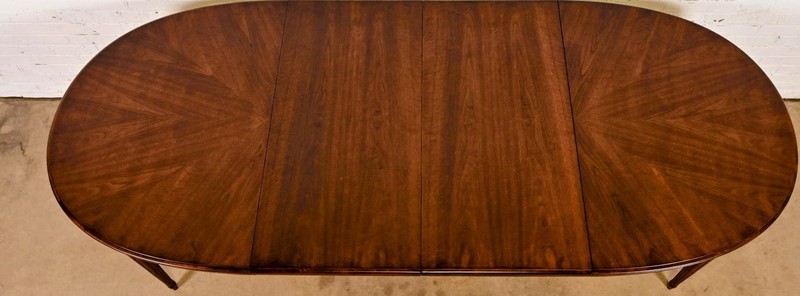 Henredon Vintage French Louis XVI Style ExtendableWalnut Dining Table&chairs gallery