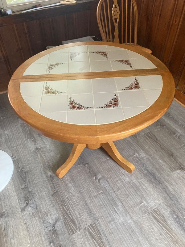 Vintage Solid Wood Expandable Dining Table w/ Tile Inlay – Local Pickup