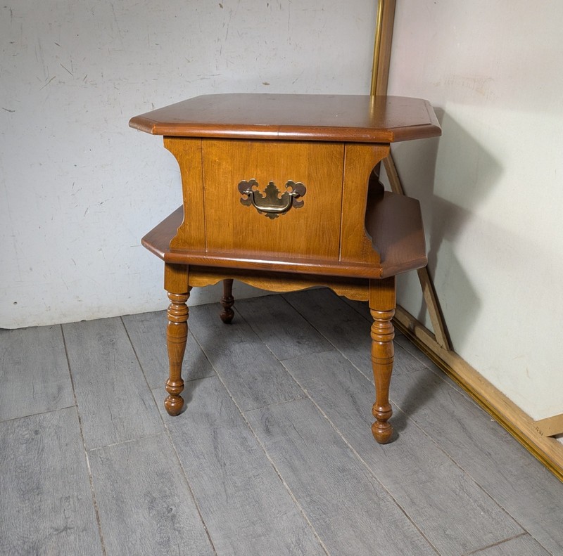 Vintage Heywood Wakefield Solid Maple Wood Colonial 2-Tier Side Table MCM B29 gallery