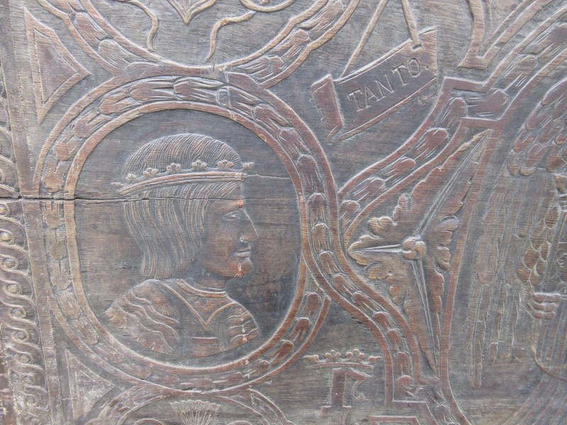 Spanish Tanto Monta Ferdinand II and Isabella I Catholic Monarchs Arms Table top gallery