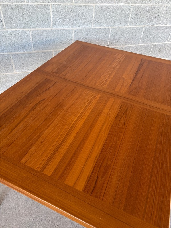 ANSAGER MOBLER 92 "DANISH MODERN TEAK TWIN LEAF EXTENSION DINING TABLE gallery