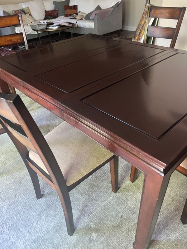 dining table rosewood, seats 10, has 4 leaves