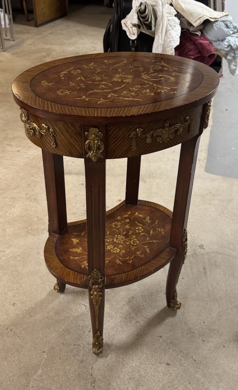 French Louis XV Style Mahogany 20” Oval Side Table Accent Table gallery