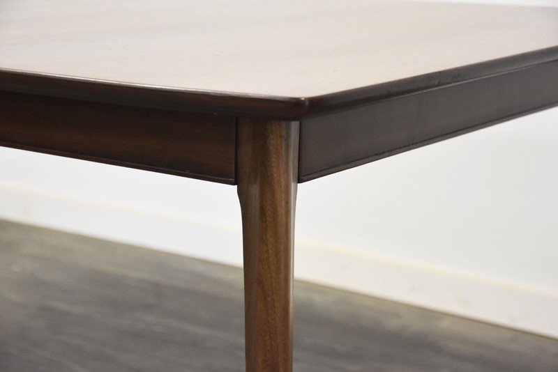 Mid Century Modern Walnut Dinning Table gallery