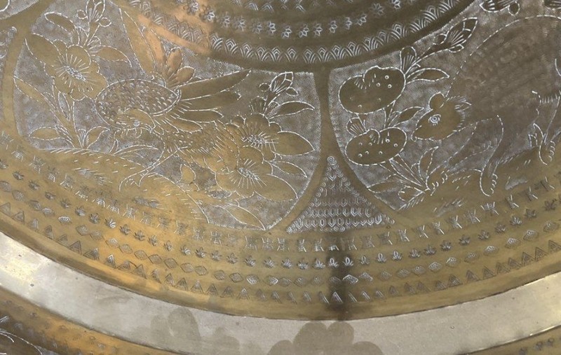 MCM Hollywood Regency Vintage Spider Leg Moroccan Brass Tray Coffee Table 30" gallery