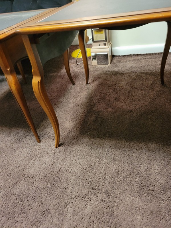 Vintage Hekman Nesting End Tables. Beautiful Condition! gallery