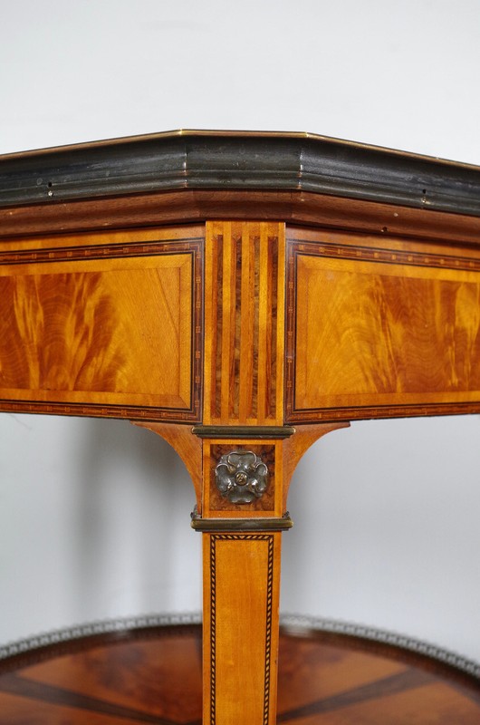 English Lemon and Walnut Magnifying Glass Hexagonal Pedestrian, circa 1880 gallery
