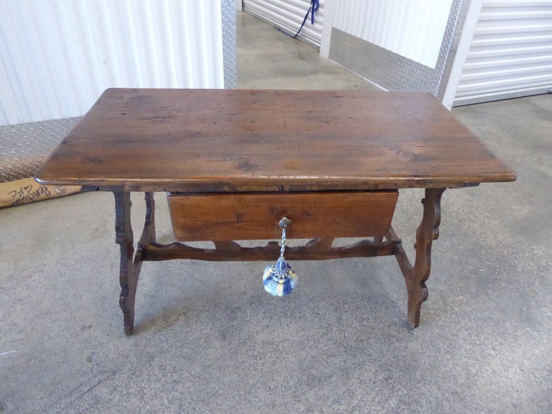 17TH C / 18TH C ITALIAN TUSCAN TABLE WITH CENTER DRAWER gallery