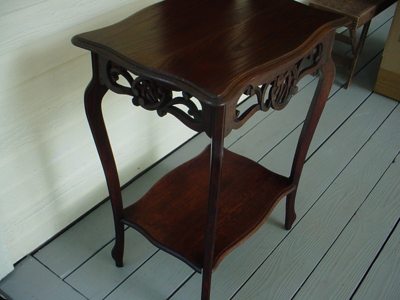 Nice Older Solid European Oak Lamp Side End Bedside Table W/Pierced Carved Skirt gallery