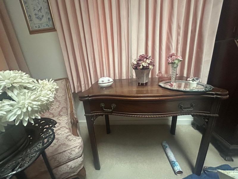 Vintage Curved Front Console Table / Writing Desk – Traditional Hepplewhite Styl gallery