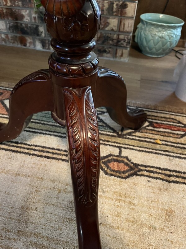 Vintage Federal Style Pie Crust Edge Carved Tilt Flip Top Tea Table gallery