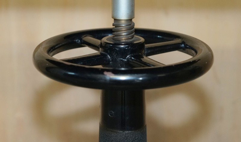 VINTAGE HAMBLIN LONDON LTD HEIGHT ADJUSTABLE OPTICIANS TABLE ON WHEELS gallery