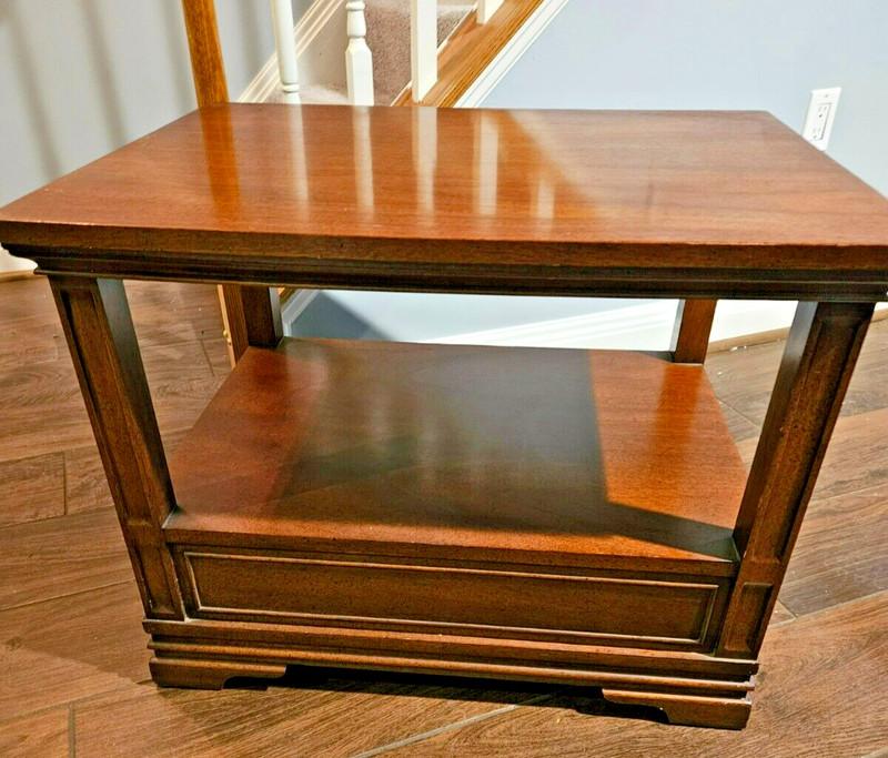 Mid-Century Mahogany End Table by Columbia Manufacturing gallery