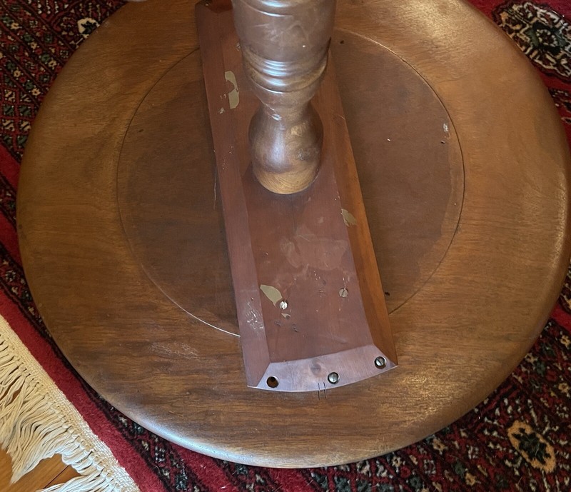 Duncan Phyfe Queen Anne Piecrust Round Side Table 25” Diameter Wallace Nutting gallery