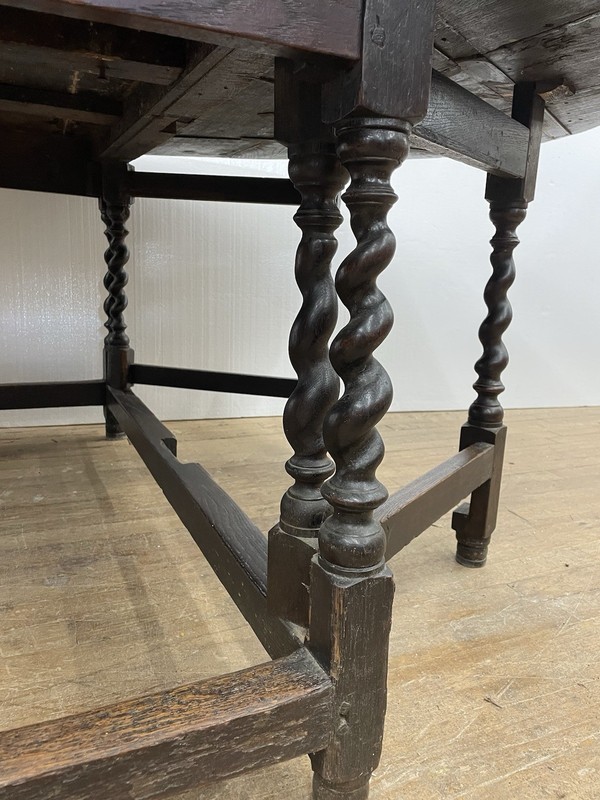 Large 17th C PILGRIM CENTURY 8 Leg Spiraled OAK Barley Twist Dining Table gallery
