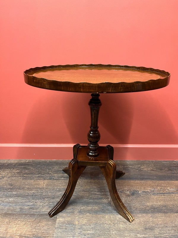 Vintage Mid-20th Century Flamed Mahogany Side End Table FREE UK DELIVERY gallery