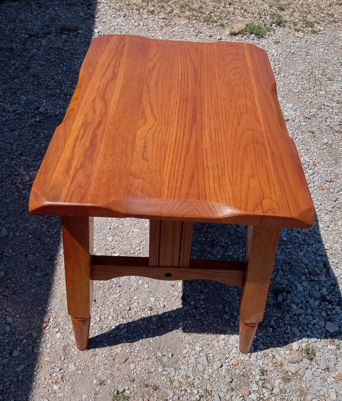 Solid Oak End Table / Side Table (ET463) gallery