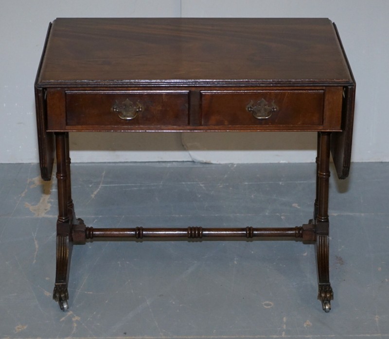 LARGE BEVAN FUNNELL EXTENDING FLAMED MAHOGANY SIDE END LAMP CARD TABLE LION FEET gallery