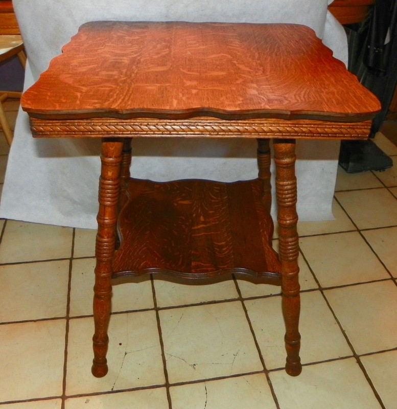 Solid Quartersawn Oak Lamp Table / Center Table (PRT36) gallery