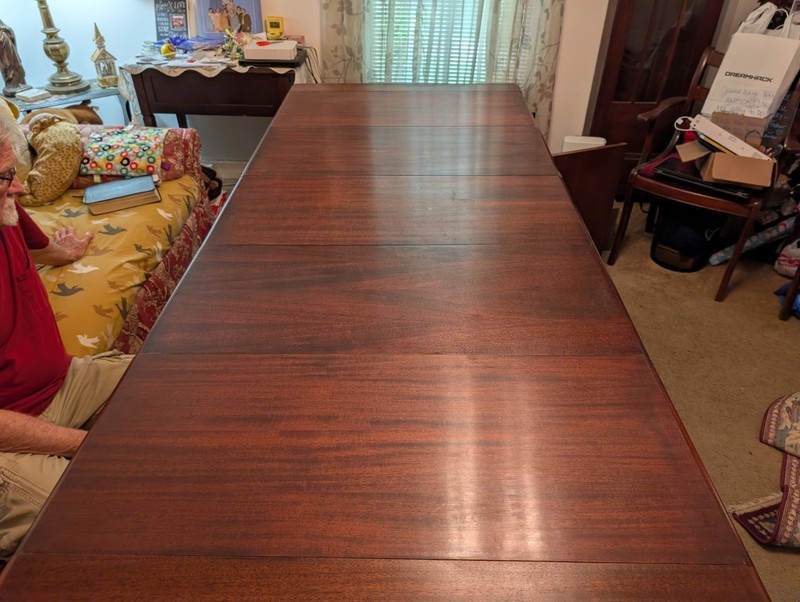 Saginaw Expand O Matic Telescoping Buffet/ dining table Excellent condition. gallery