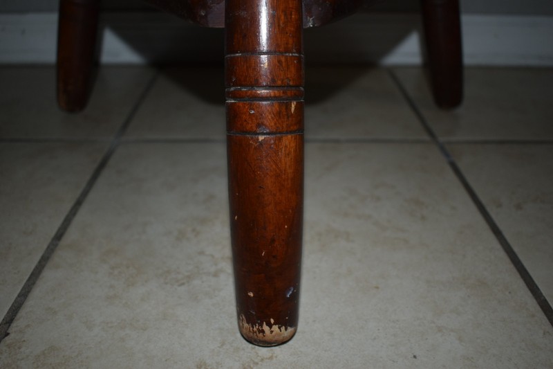 Cushman Colonial Creation Cricket Table Dark Brown Model 9245 in Great Condition gallery