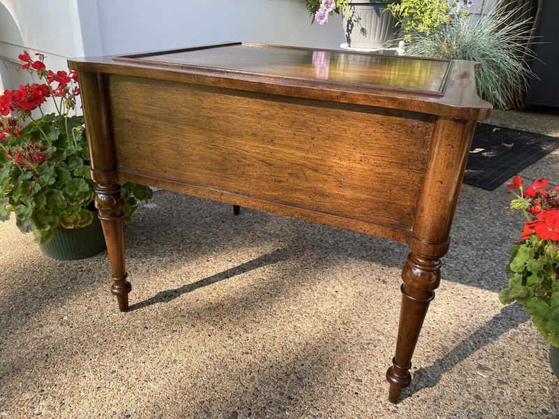 Vintage Hekman Large Single Drawer End Side Table Nightstand Very good condition gallery