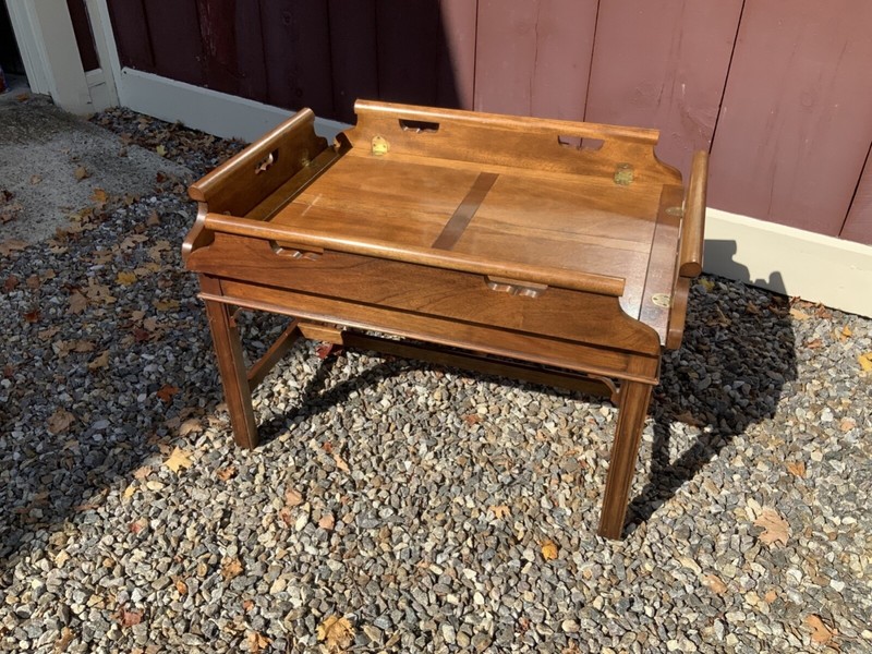 Vintage Baker English Style Mahogany Butler’s Tray Coffee Table