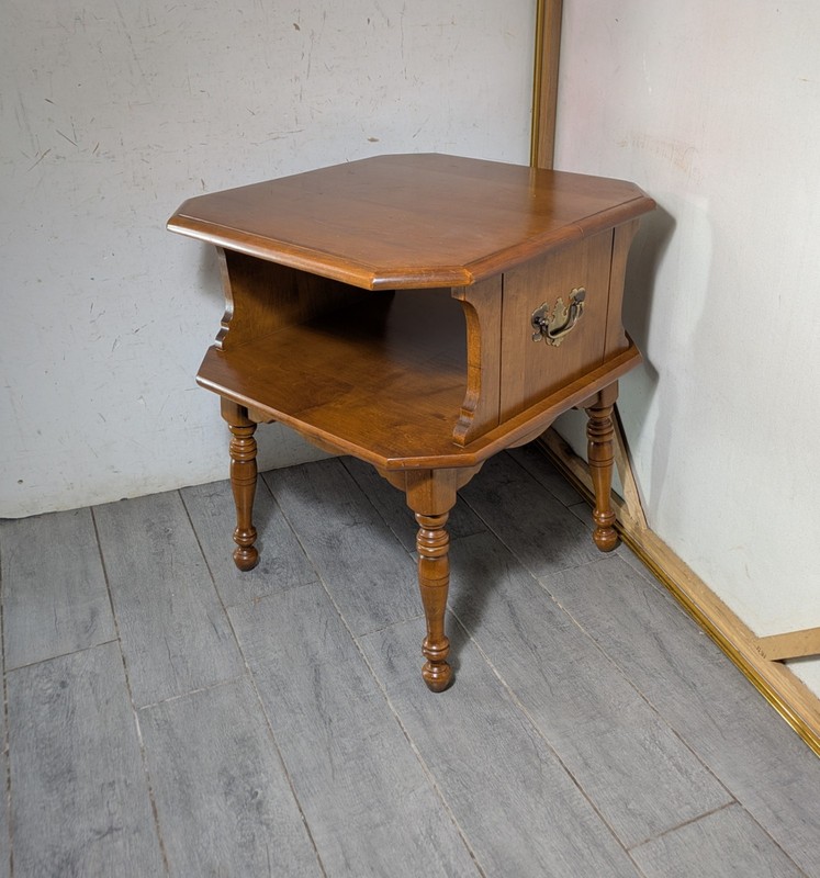Vintage Heywood Wakefield Solid Maple Wood Colonial 2-Tier Side Table MCM B29 gallery