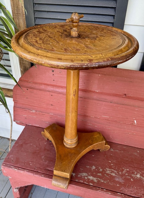 Antique Art Deco Maple Wood Cocktail Table