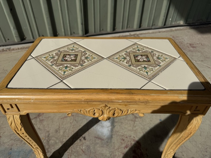 Vintage Louis XV Accent / Side table Intricate 21” Wide x 17” Tall x 13.5 Depth gallery